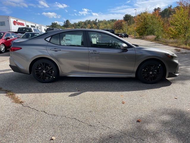 2026 Toyota Camry SE photo 3
