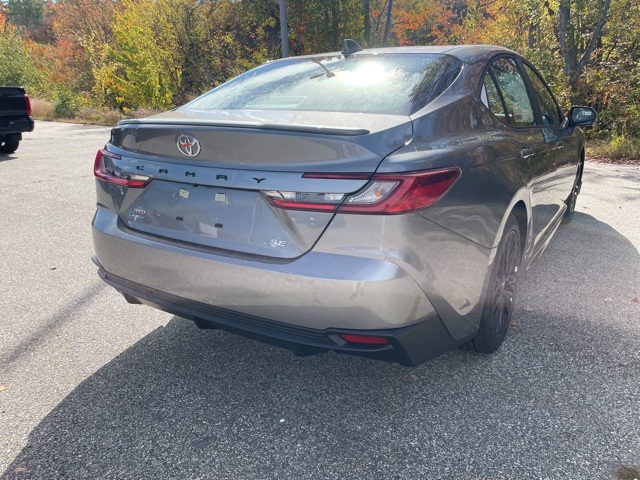 2026 Toyota Camry SE photo 4