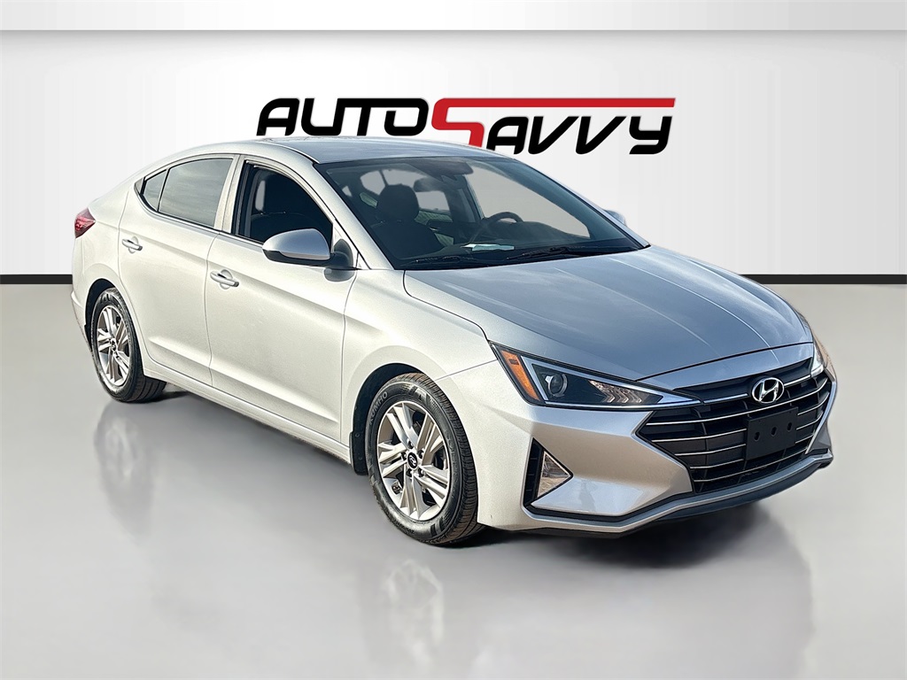 2020 Hyundai Elantra SEL's photo