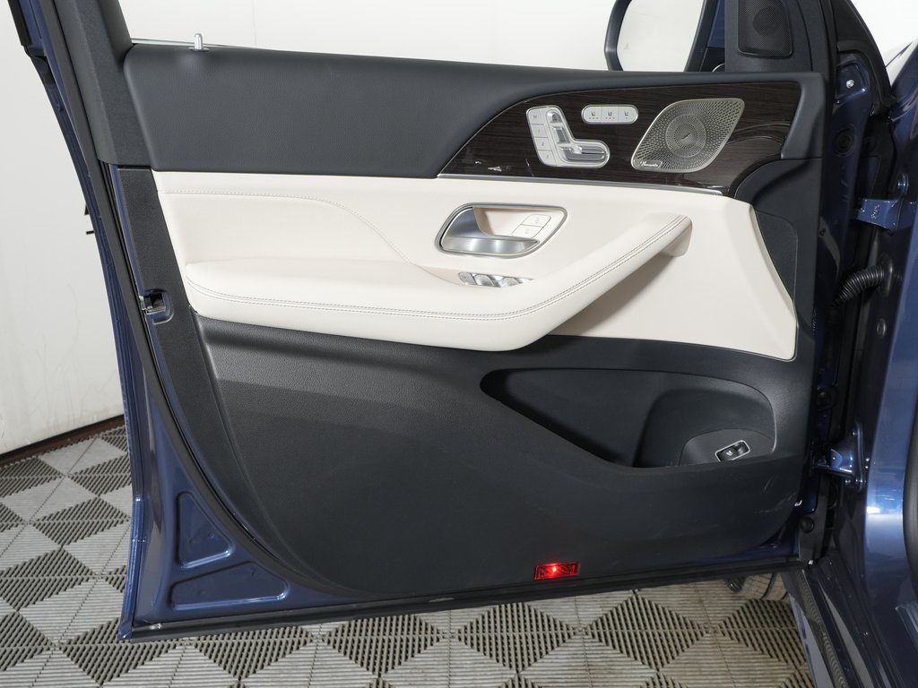 new 2026 Mercedes-Benz GLE car, priced at $75,105