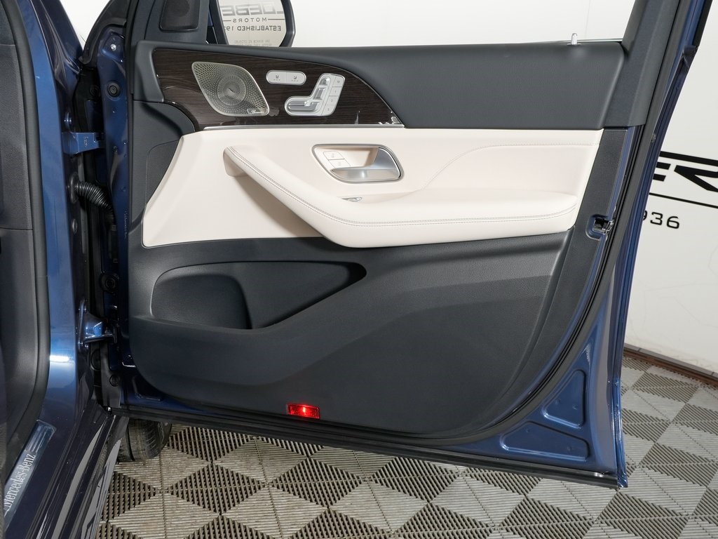 new 2026 Mercedes-Benz GLE car, priced at $75,105