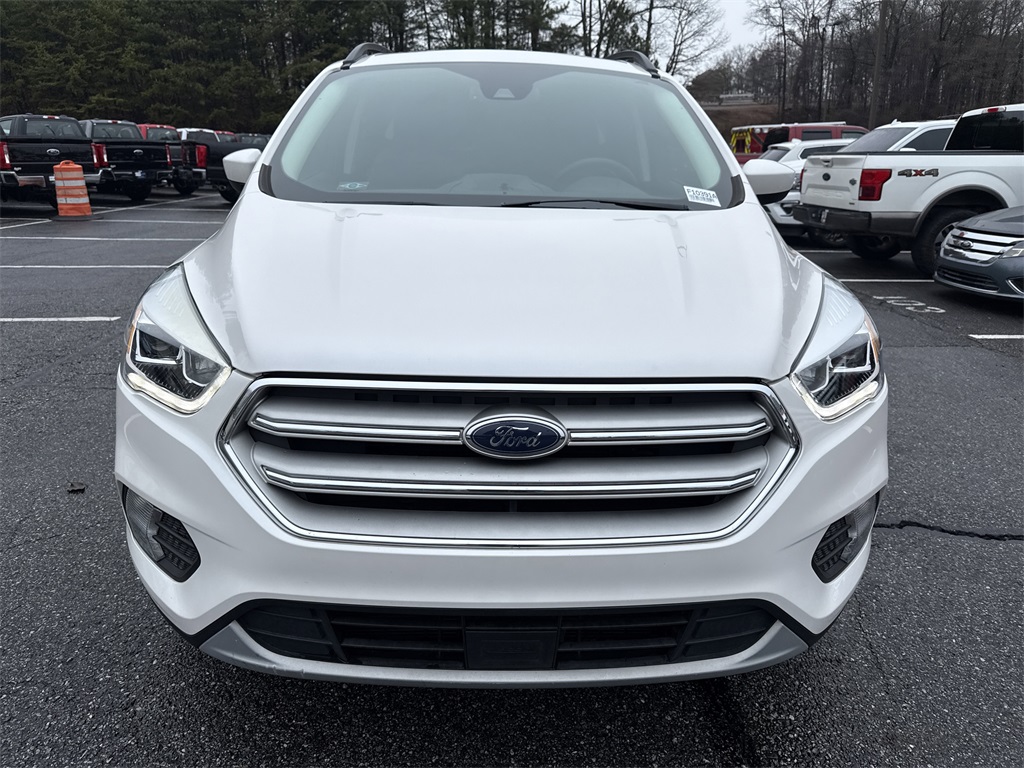 2019 Ford Escape SEL photo 2
