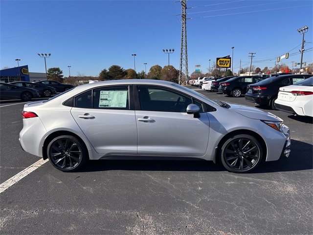 2026 Toyota Corolla SE photo 2