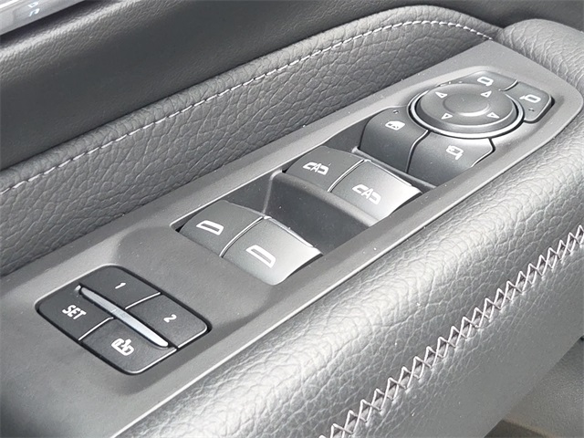 2024 Gmc Yukon Denali photo 17