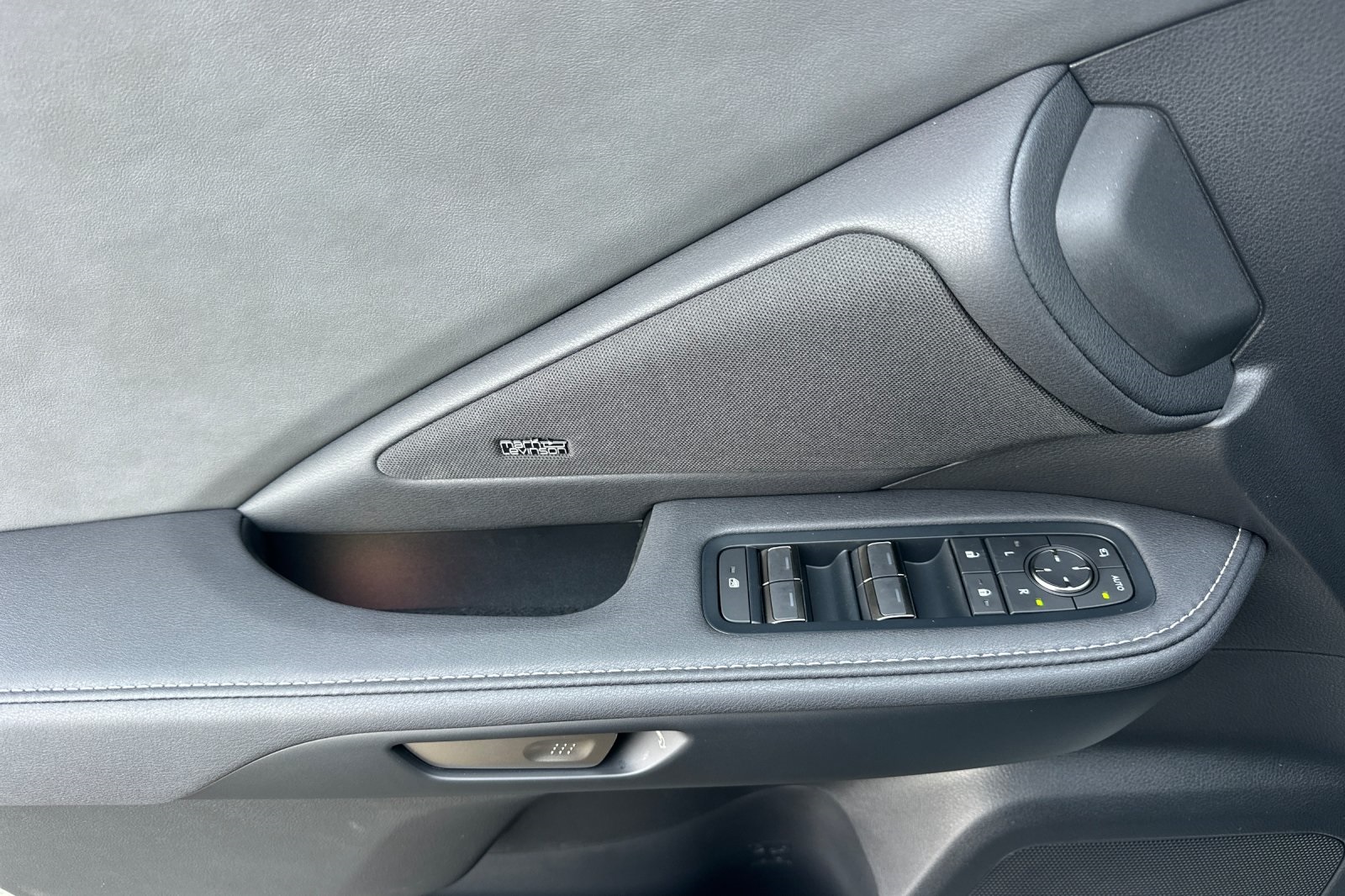 2026 Lexus TX 350 Luxury photo 8