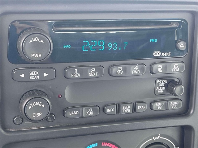 2004 Chevrolet Silverado 3500HD Work Truck photo 15