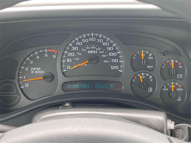 2004 Chevrolet Silverado 3500HD Work Truck photo 24
