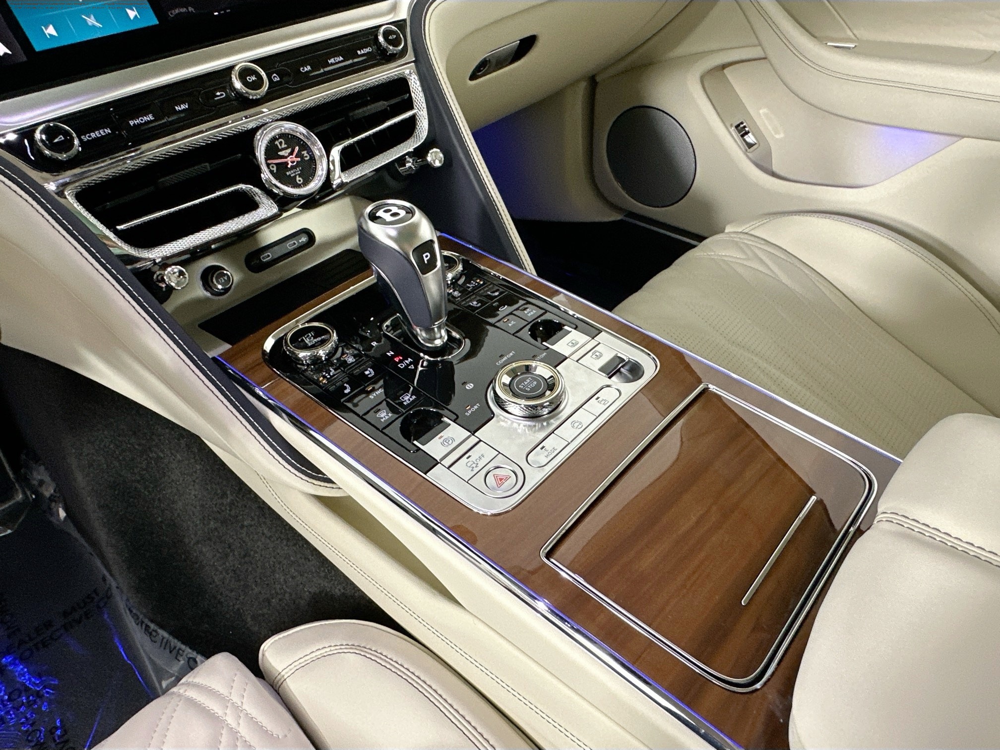 new 2026 Bentley Flying Spur car