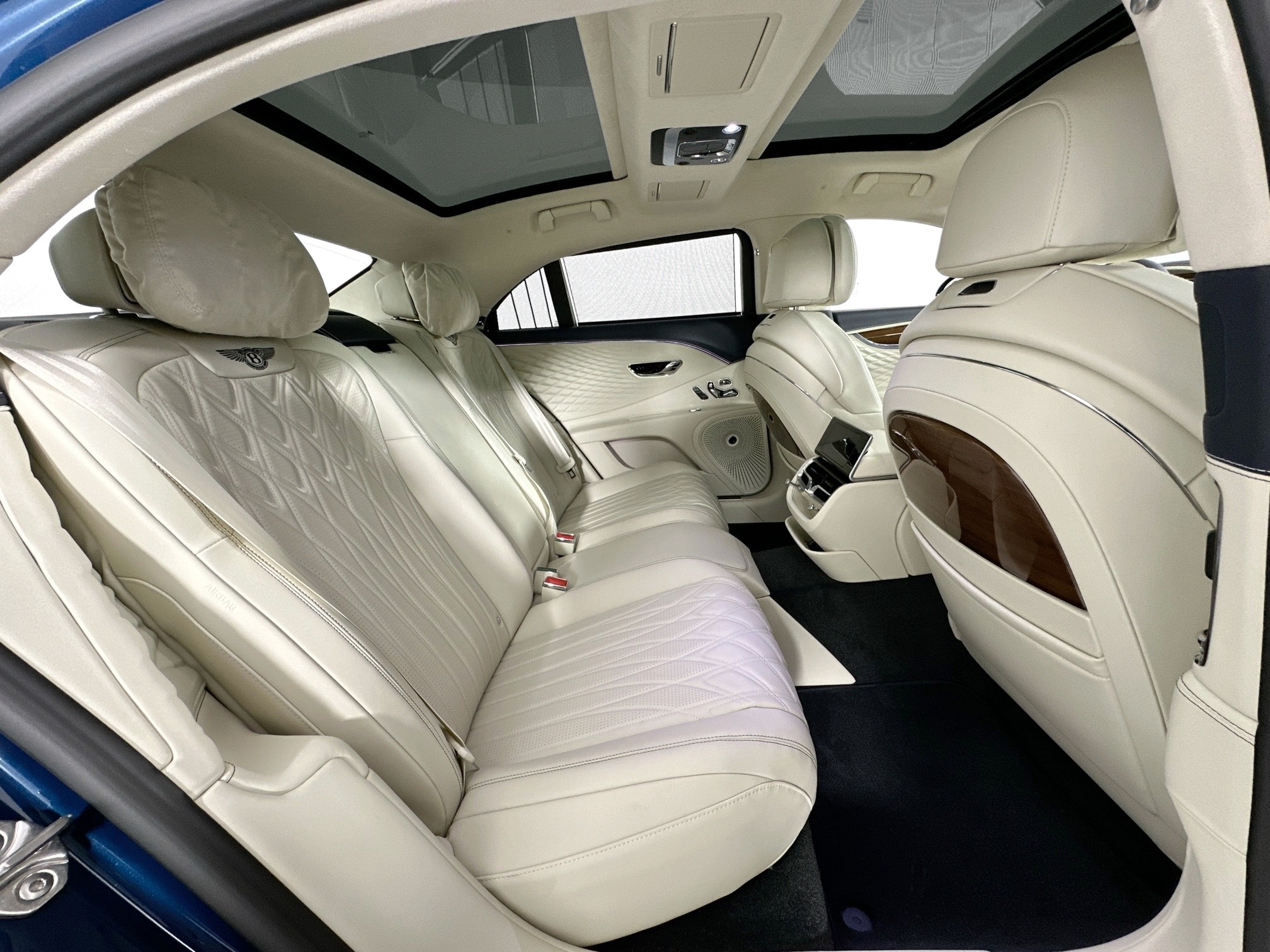 new 2026 Bentley Flying Spur car