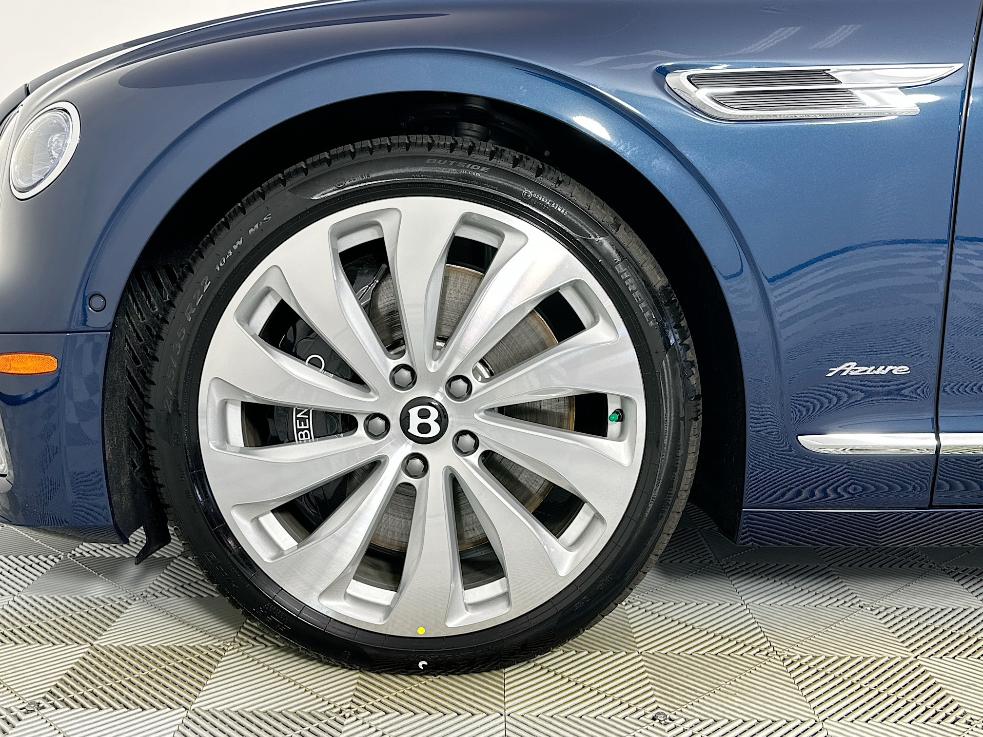 new 2026 Bentley Flying Spur car