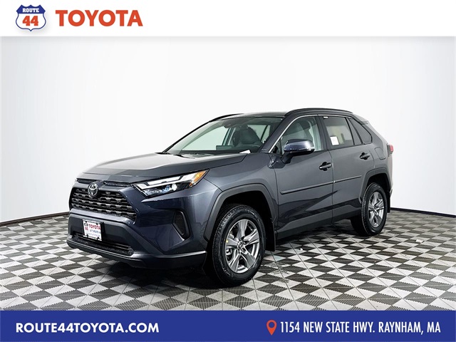 2025 Toyota RAV4 XLE's photo