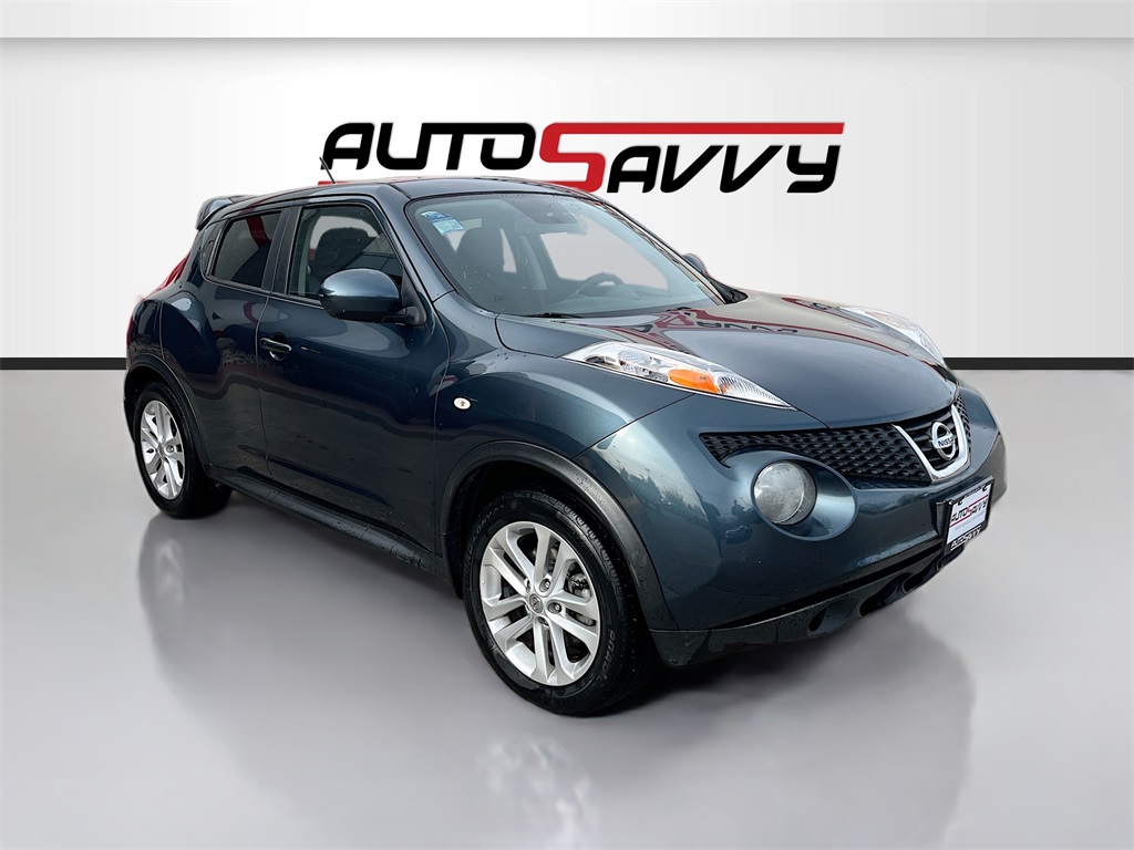 2013 Nissan JUKE SV's photo