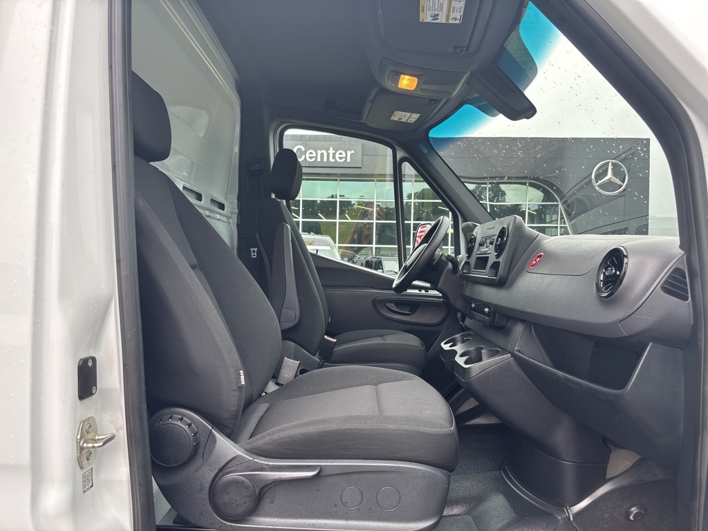 Used 2021 Freightliner Sprinter 3500XD - photo 21