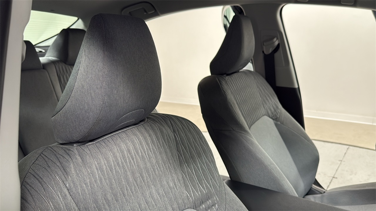 2026 Toyota Camry LE photo 19