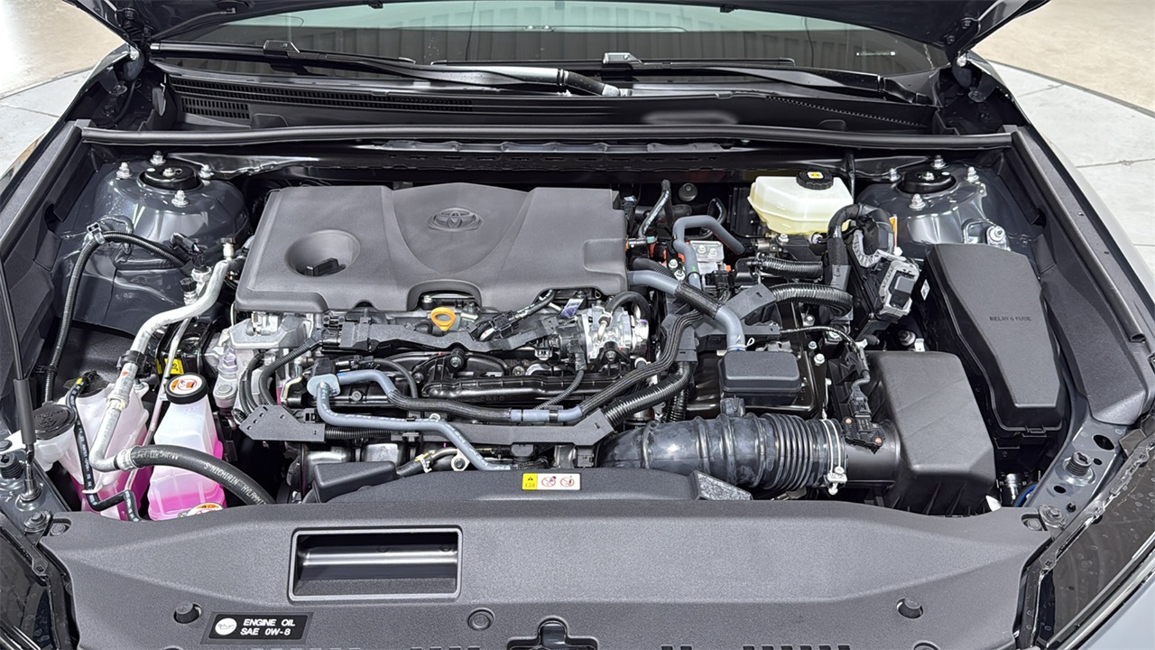 2026 Toyota Camry LE photo 25