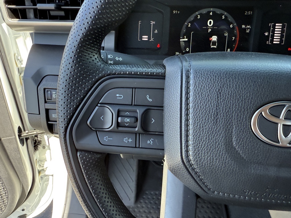 2025 Toyota Tacoma SR XtraCab photo 20