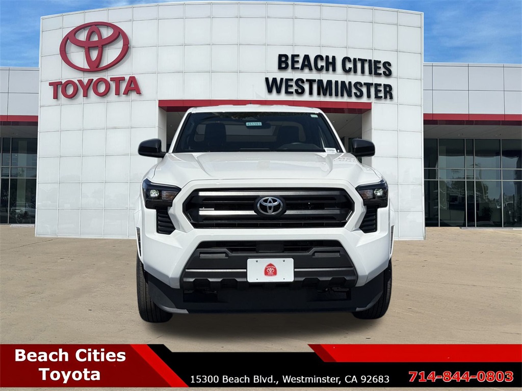 2025 Toyota Tacoma SR XtraCab photo 4