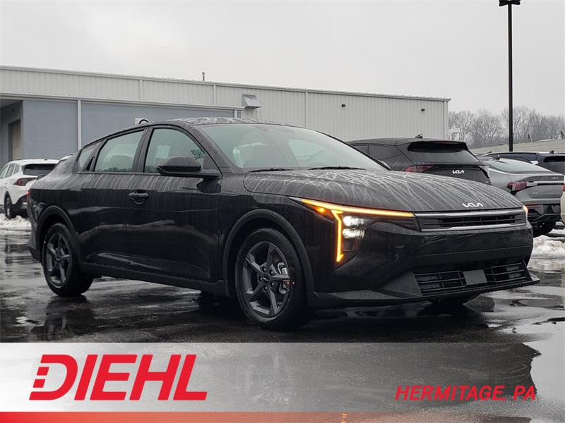 2025 Kia K4 LXS's photo