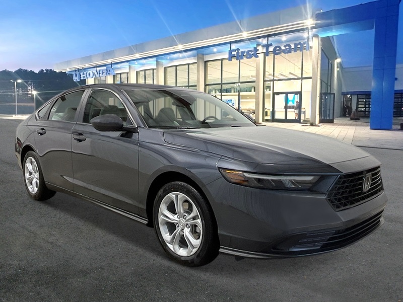 2025 Honda Accord LX Sedan 4 Dr. FWD 8