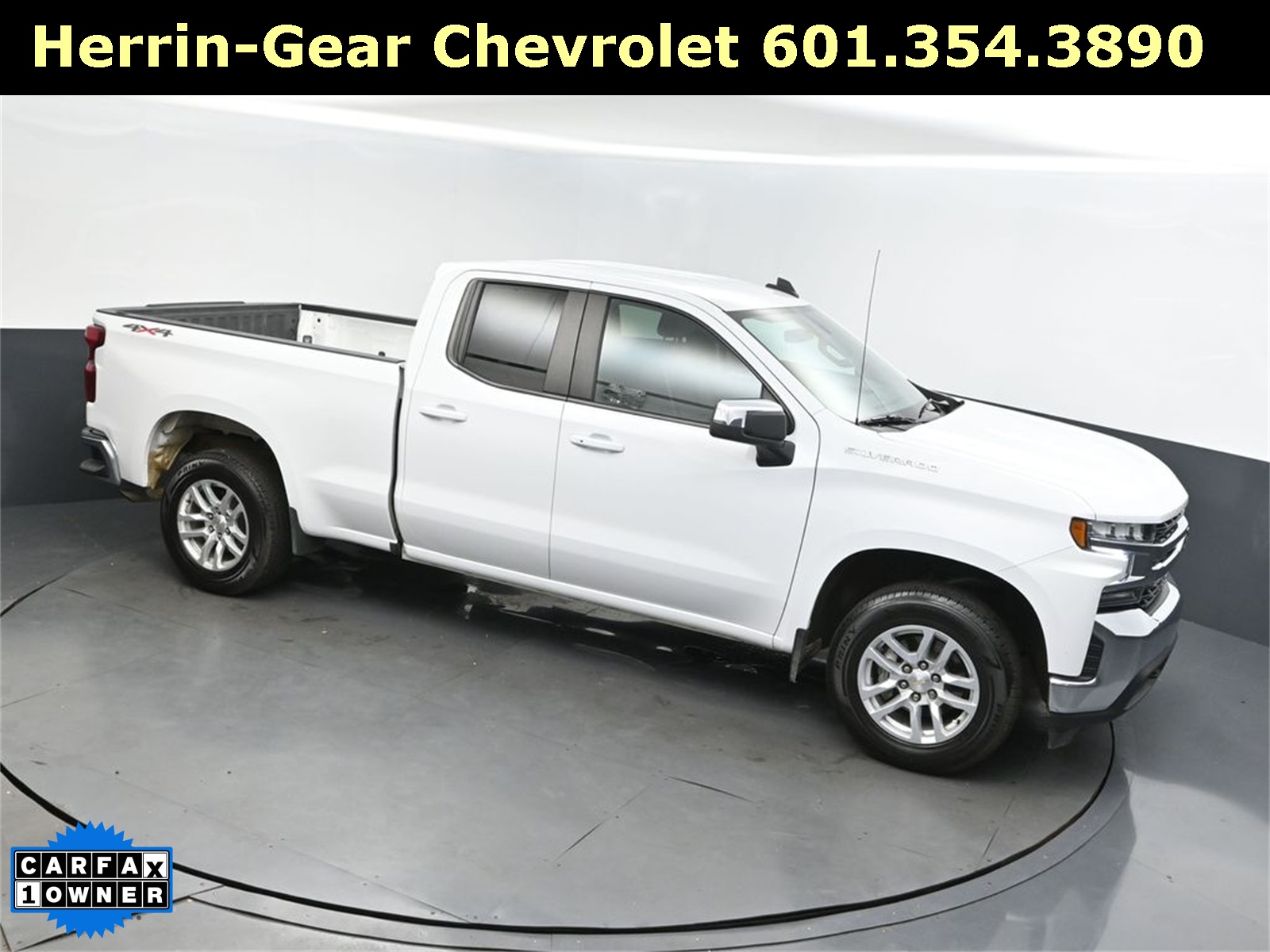 2022 Summit White Chevrolet Silverado 1500 LTD LT 4X4