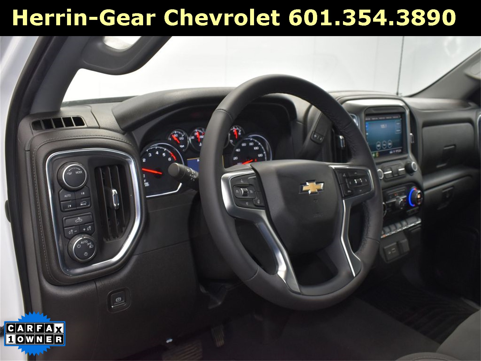 2022 Summit White Chevrolet Silverado 1500 LTD LT 4X4