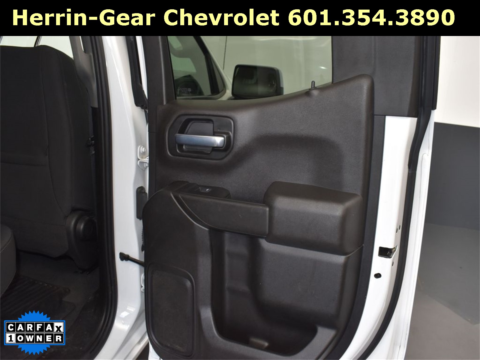 2022 Summit White Chevrolet Silverado 1500 LTD LT 4X4