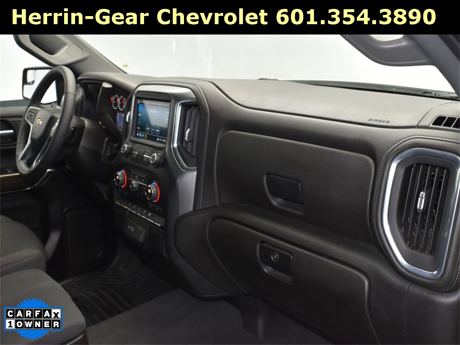 2022 Summit White Chevrolet Silverado 1500 LTD LT 4X4
