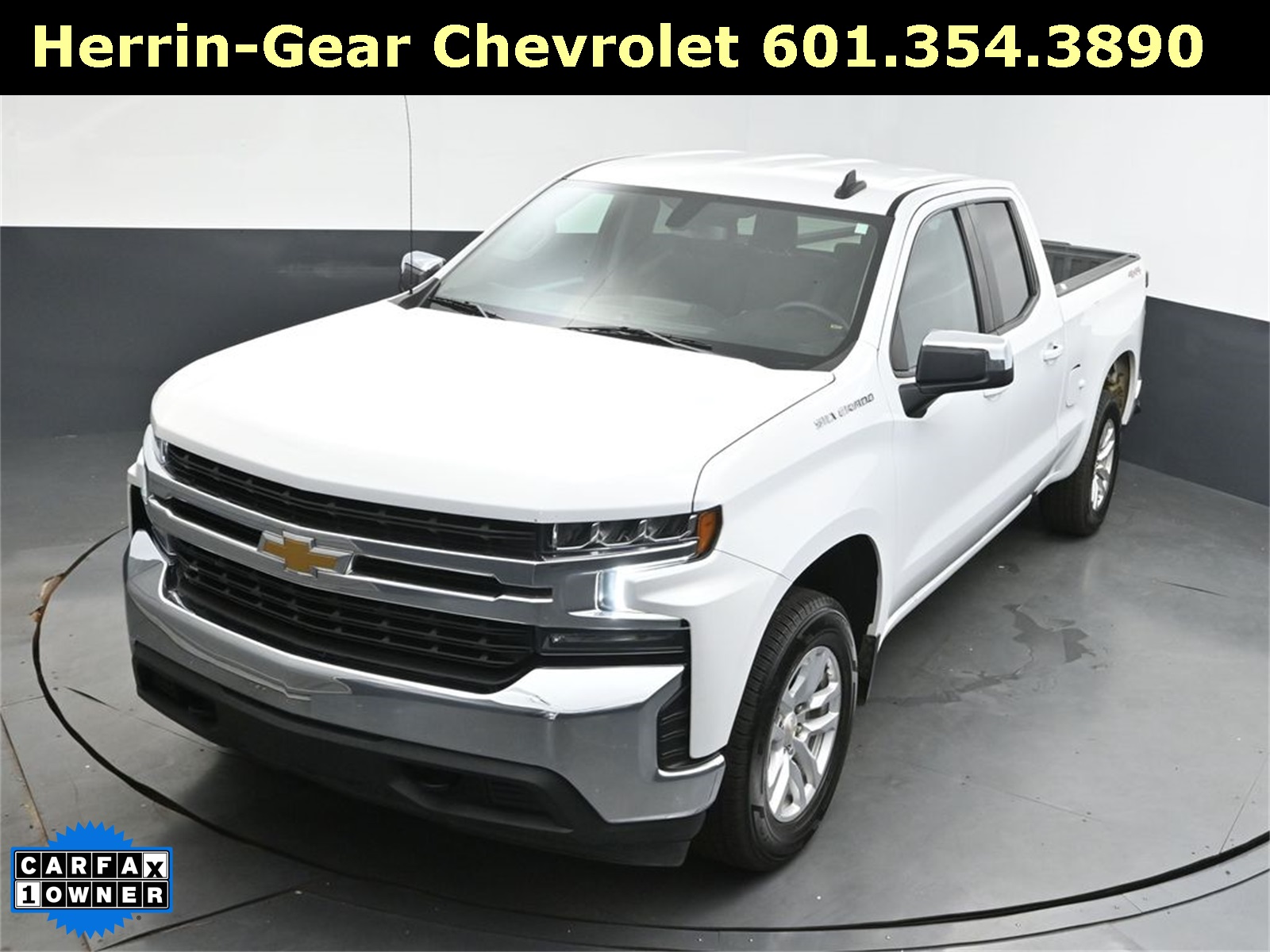 2022 Summit White Chevrolet Silverado 1500 LTD LT 4X4