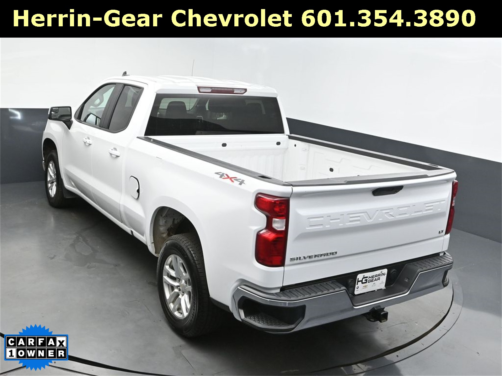 2022 Summit White Chevrolet Silverado 1500 LTD LT 4X4