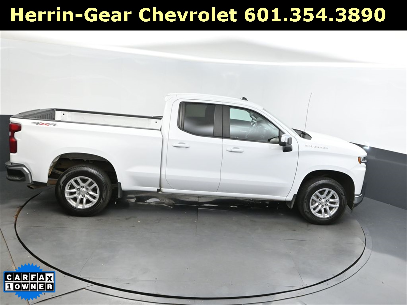 2022 Summit White Chevrolet Silverado 1500 LTD LT 4X4