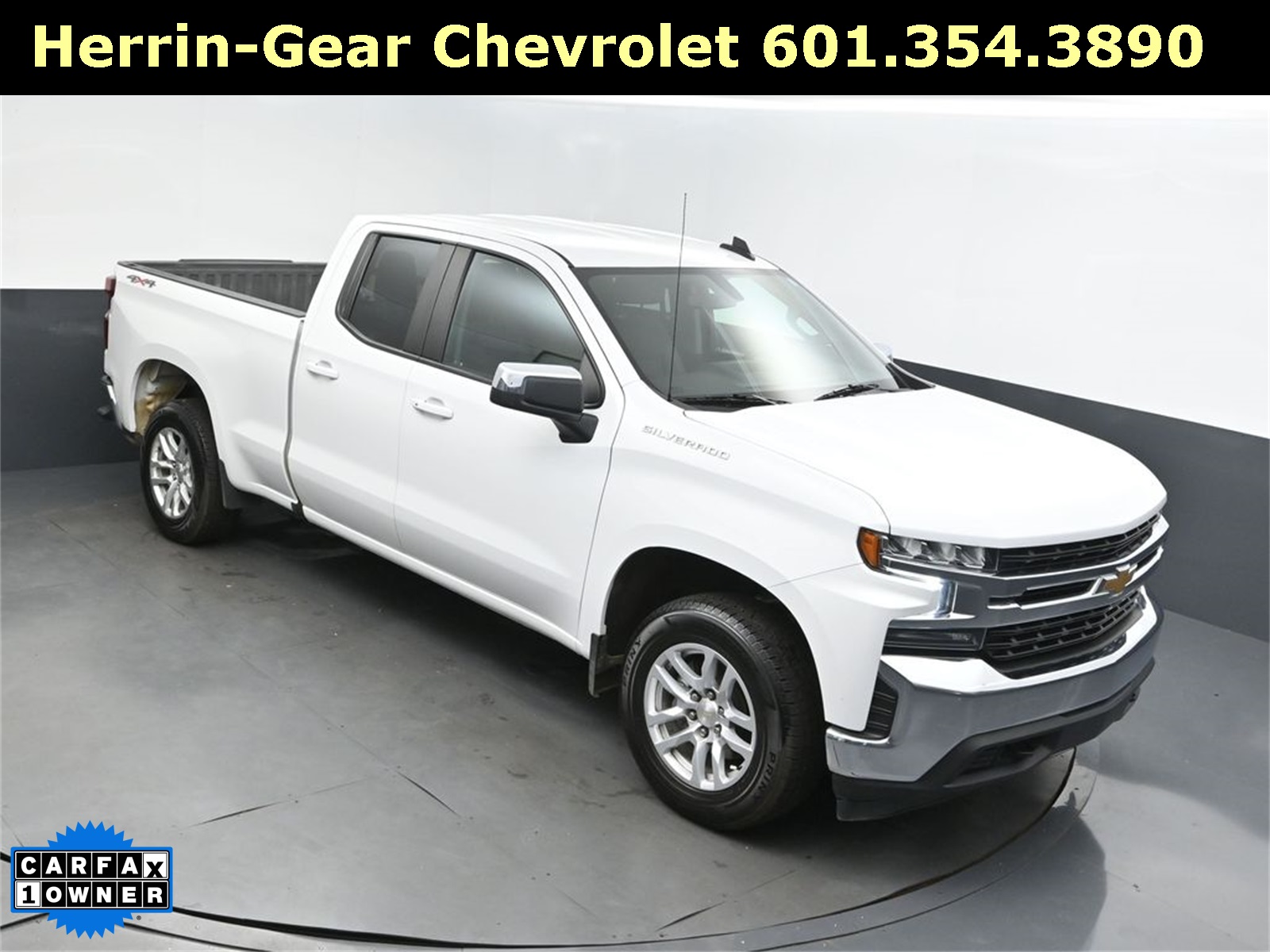 2022 Summit White Chevrolet Silverado 1500 LTD LT 4X4