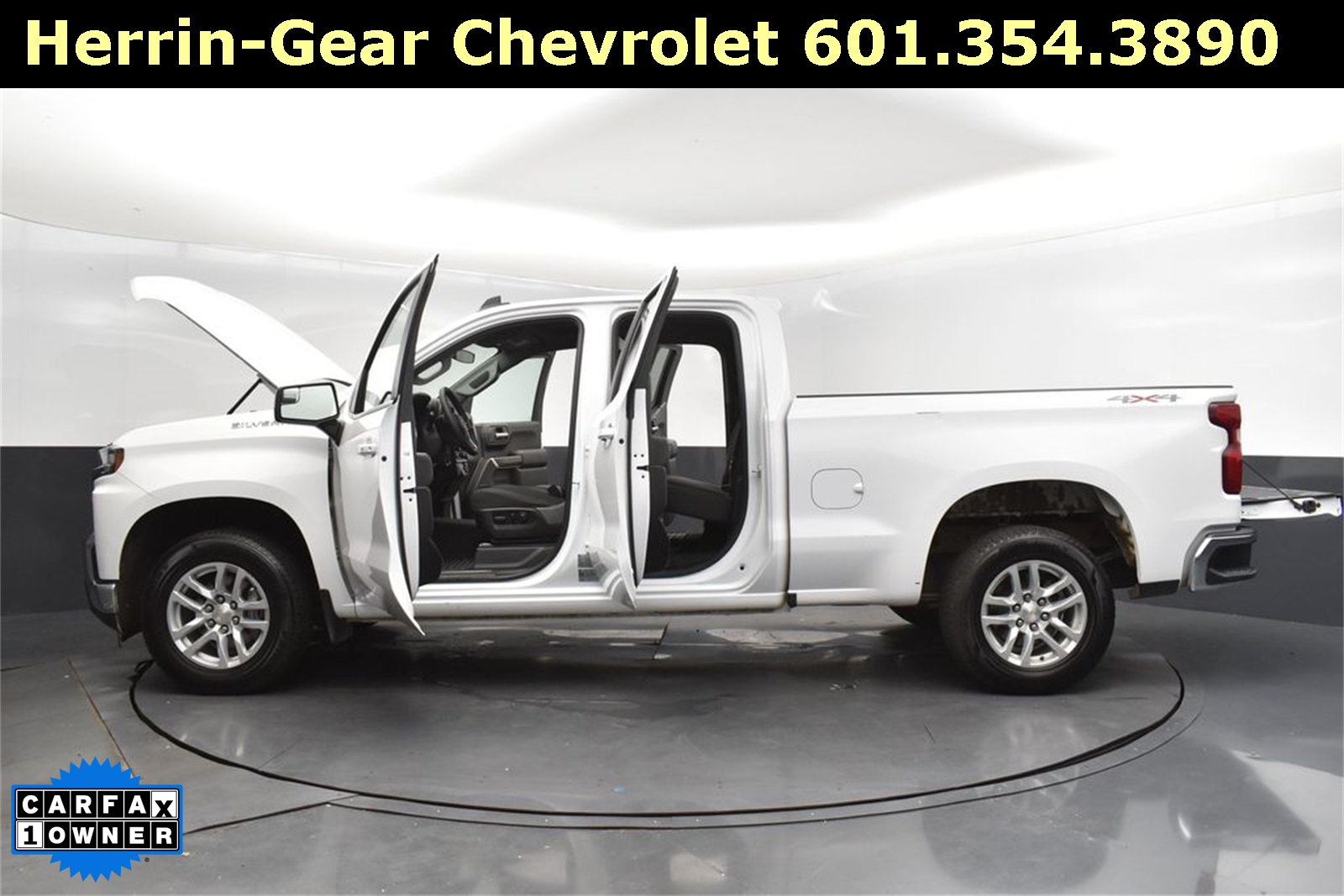 2022 Summit White Chevrolet Silverado 1500 LTD LT 4X4