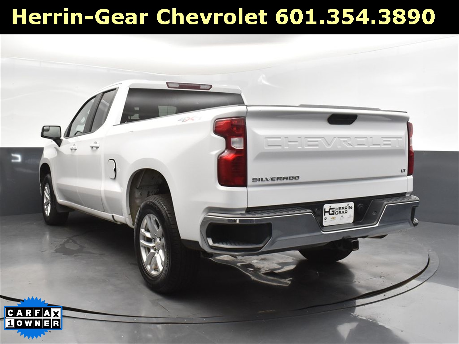 2022 Summit White Chevrolet Silverado 1500 LTD LT 4X4