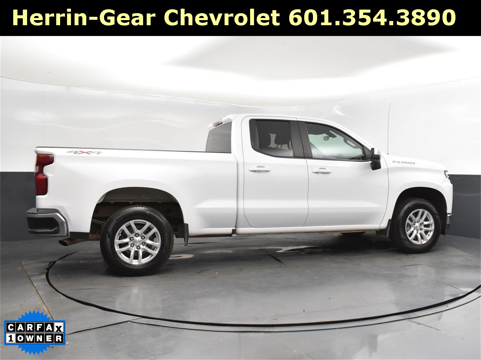 2022 Summit White Chevrolet Silverado 1500 LTD LT 4X4