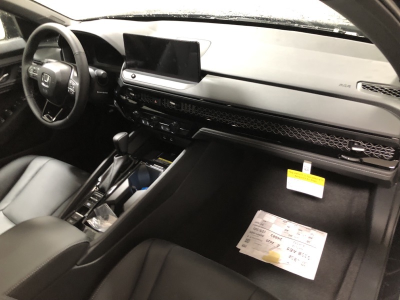 2025 Honda Accord Hybrid Sport-L photo 11