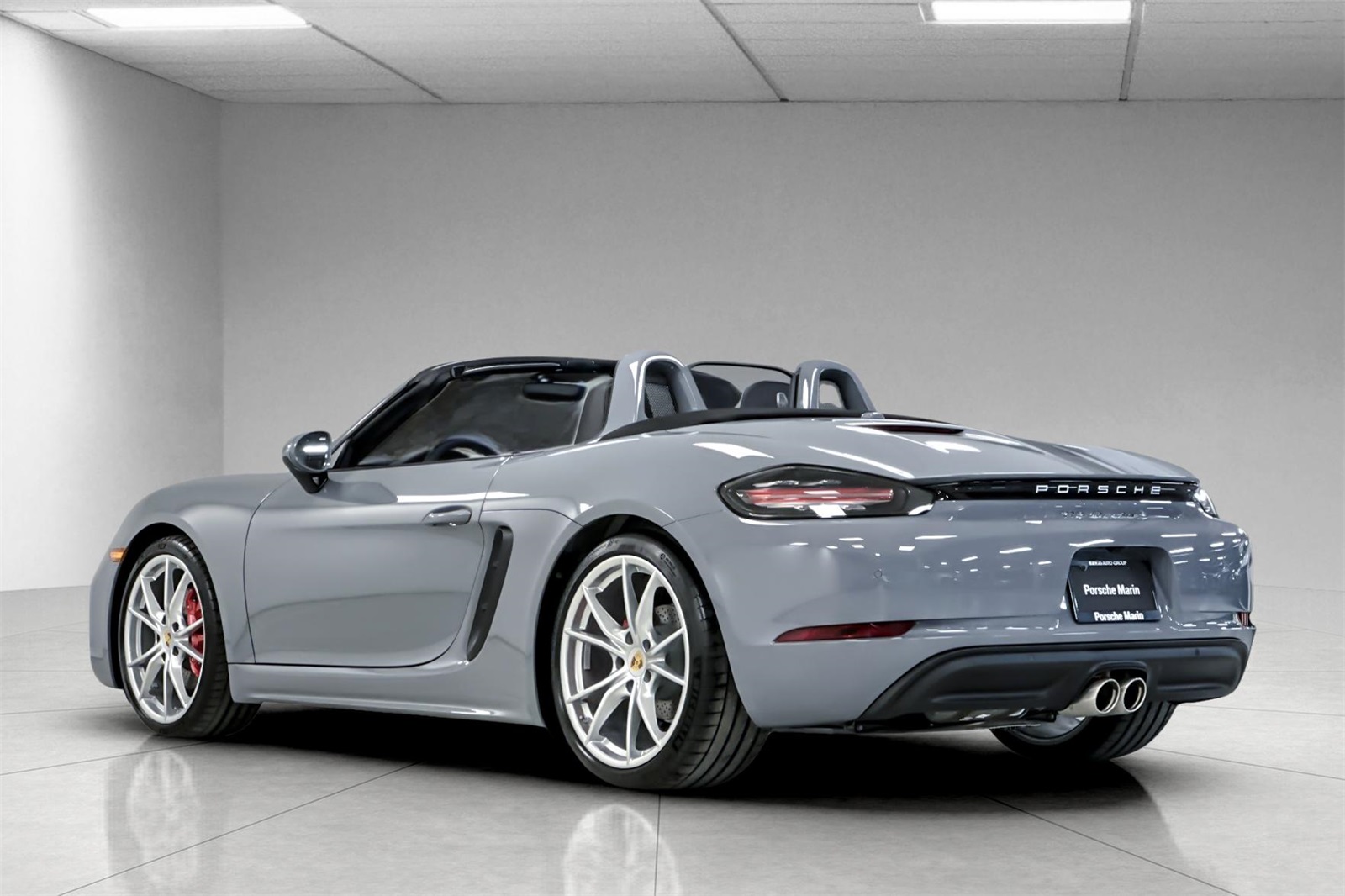 2025 Porsche Boxster S photo 3