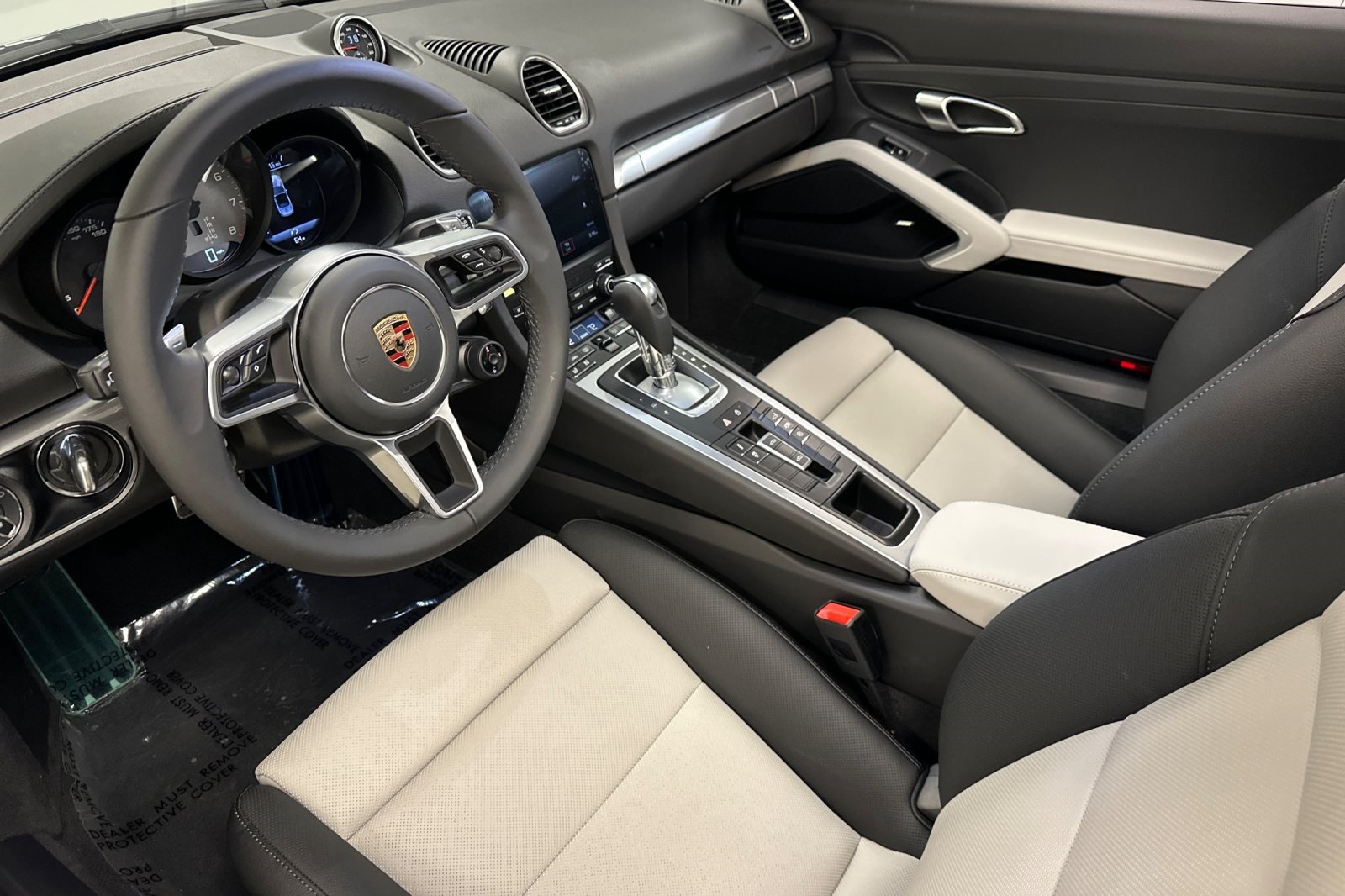 2025 Porsche Boxster S photo 4