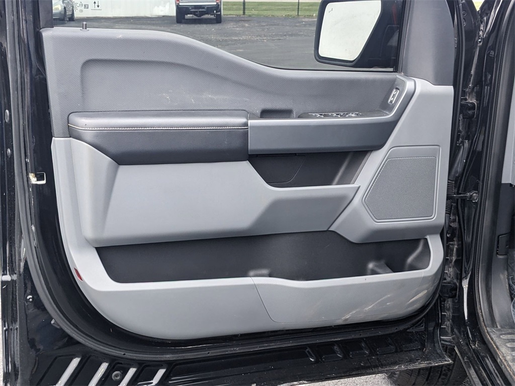 2021 Ford F-150 XLT photo 10