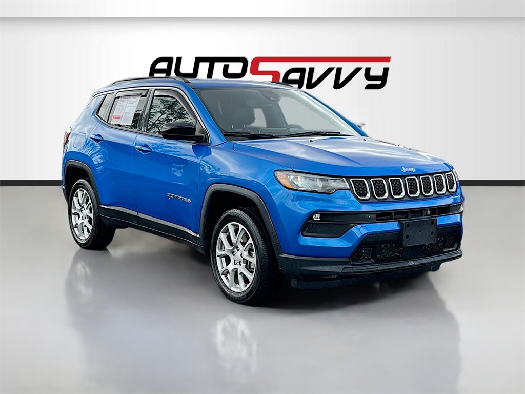 2023 Jeep Compass Latitude Lux's photo