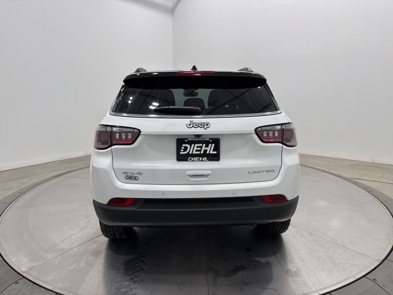2026 Jeep Compass Limited photo 4