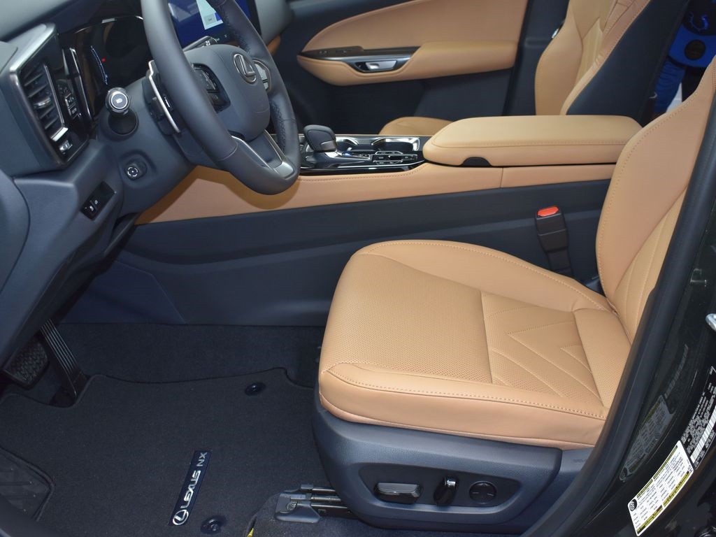 2026 Lexus NX 350 Luxury AWD photo 12