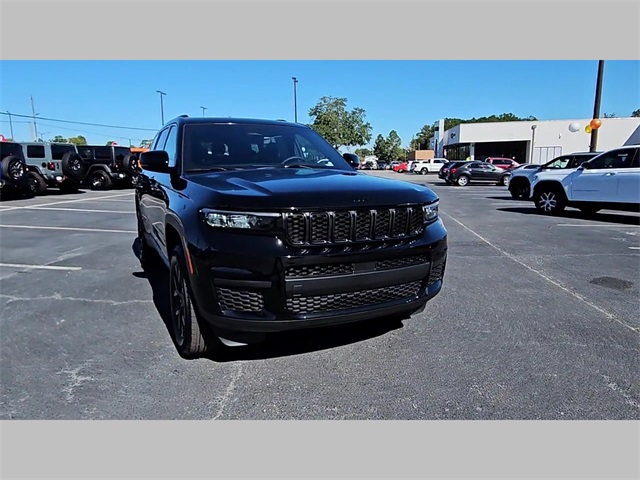 2025 Jeep Grand Cherokee L Altitude X 4x2