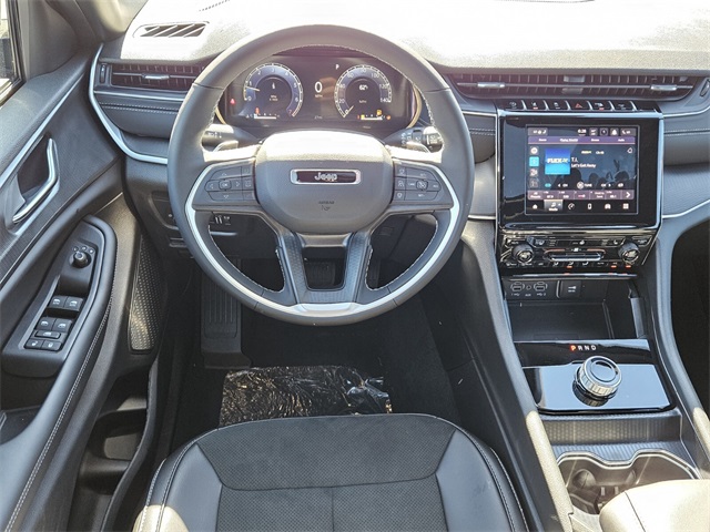 2025 Jeep Grand Cherokee L Altitude X 4x2