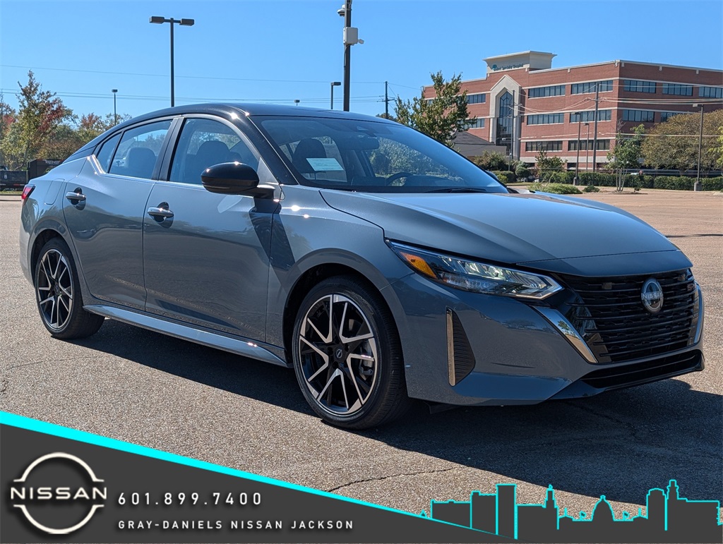 2025 Nissan Sentra SR's photo