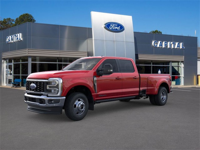 2025 Ford F-350 Super Duty Lariat's photo