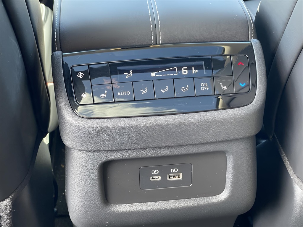 2025 Infiniti QX60 Luxe AWD photo 2