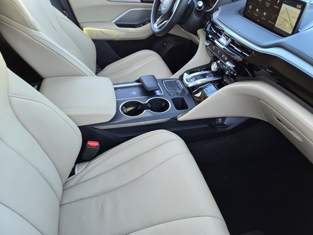 used 2023 Acura MDX car, priced at $39,300