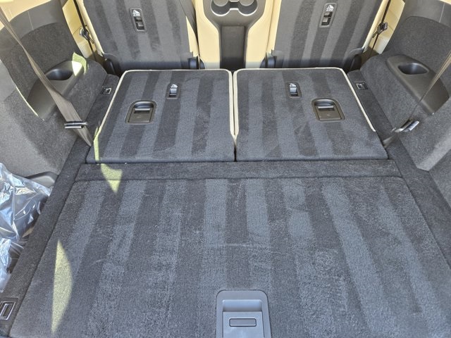 used 2023 Acura MDX car, priced at $39,300