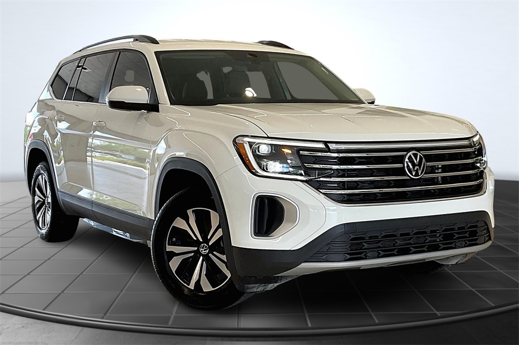 2025 Volkswagen Atlas SE's photo