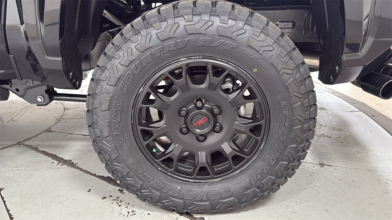 2025 Toyota Tacoma SR5 Double Cab photo 21